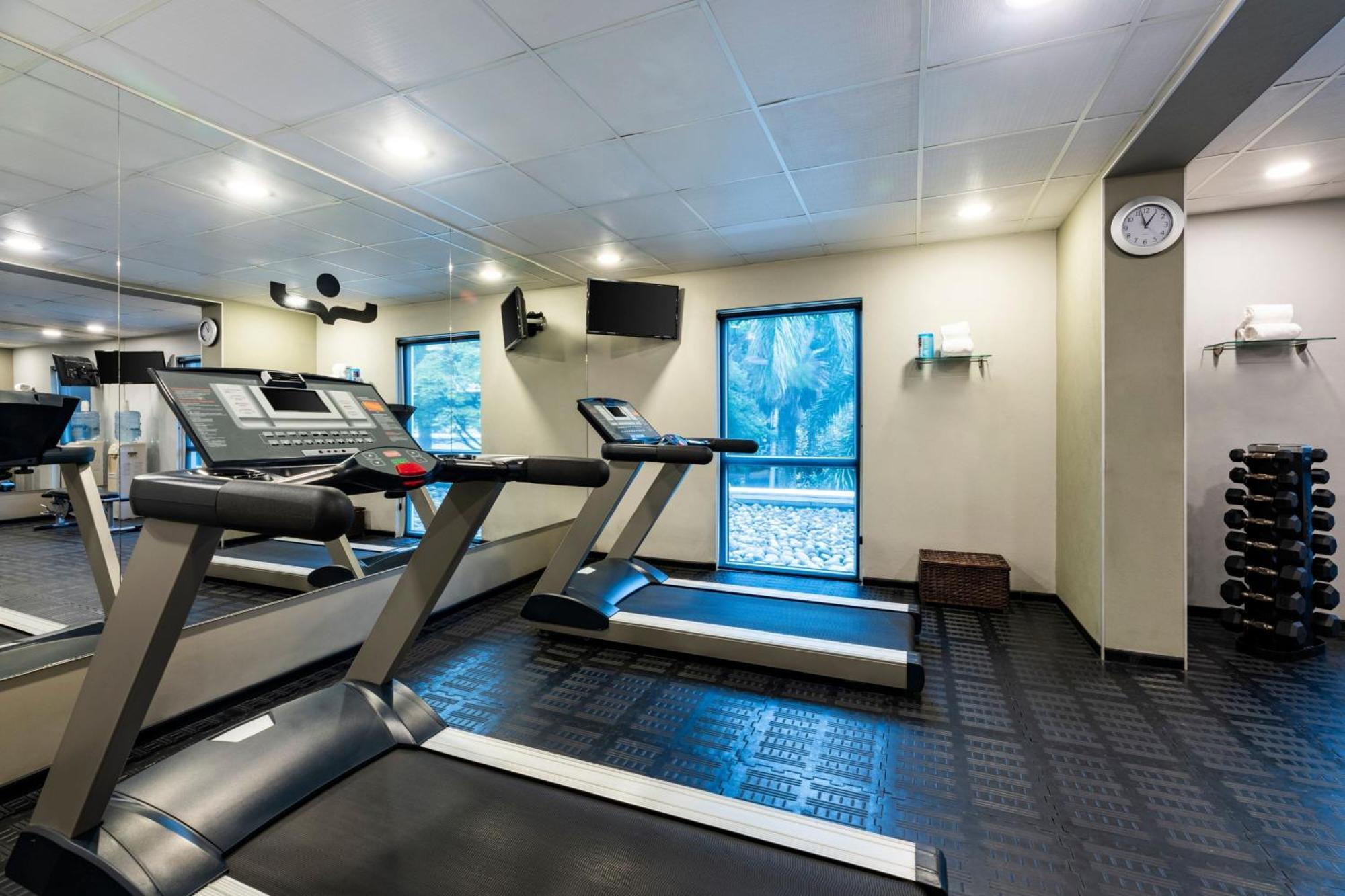 City Express Plus By Marriott Cali Colombia Exterior photo